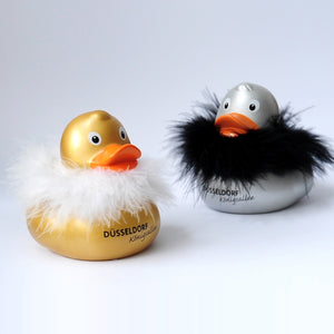 
                  
                    Federboa-Ente Königsallee
                  
                